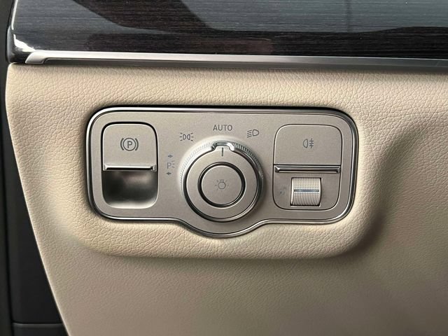 Used 2021 Mercedes-Benz GLE 350 4MATIC image 23
