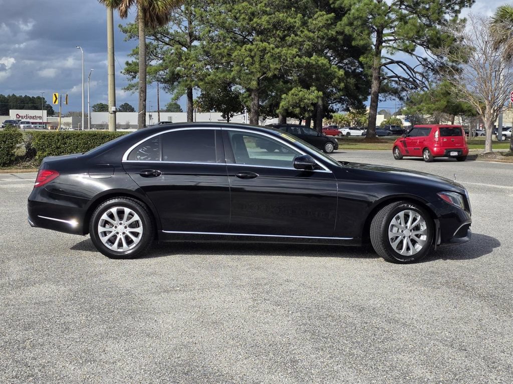 Used 2017 Mercedes-Benz E 300 image 34