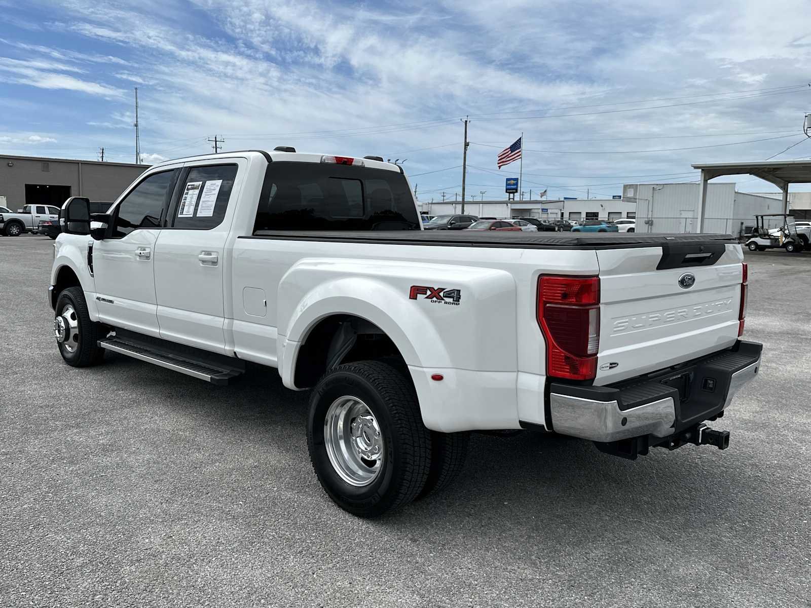 Used 2022 Ford F350 Lariat w/ Lariat Ultimate Package image 6