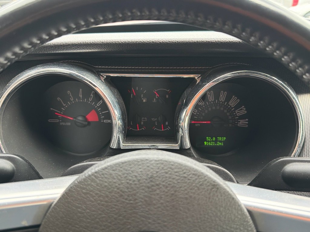 Used 2006 Ford Mustang GT RWD image 10