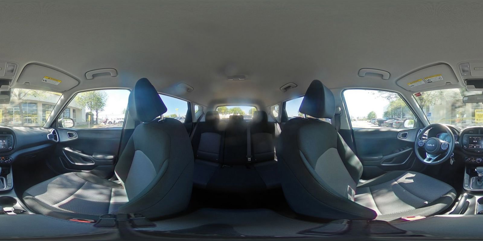 Used 2025 Kia Soul LX w/ LX Technology Package image 40