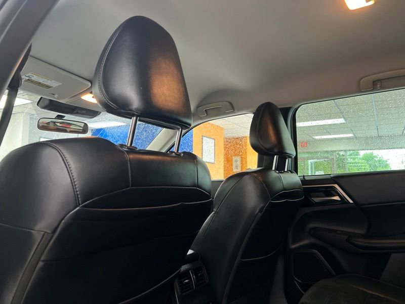 Used 2022 Mitsubishi Outlander SE AWD/4WD image 15