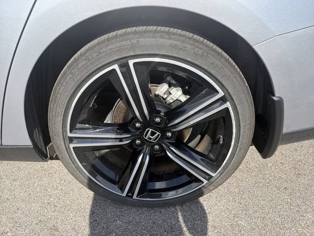 Used 2025 Honda Accord Sport image 19