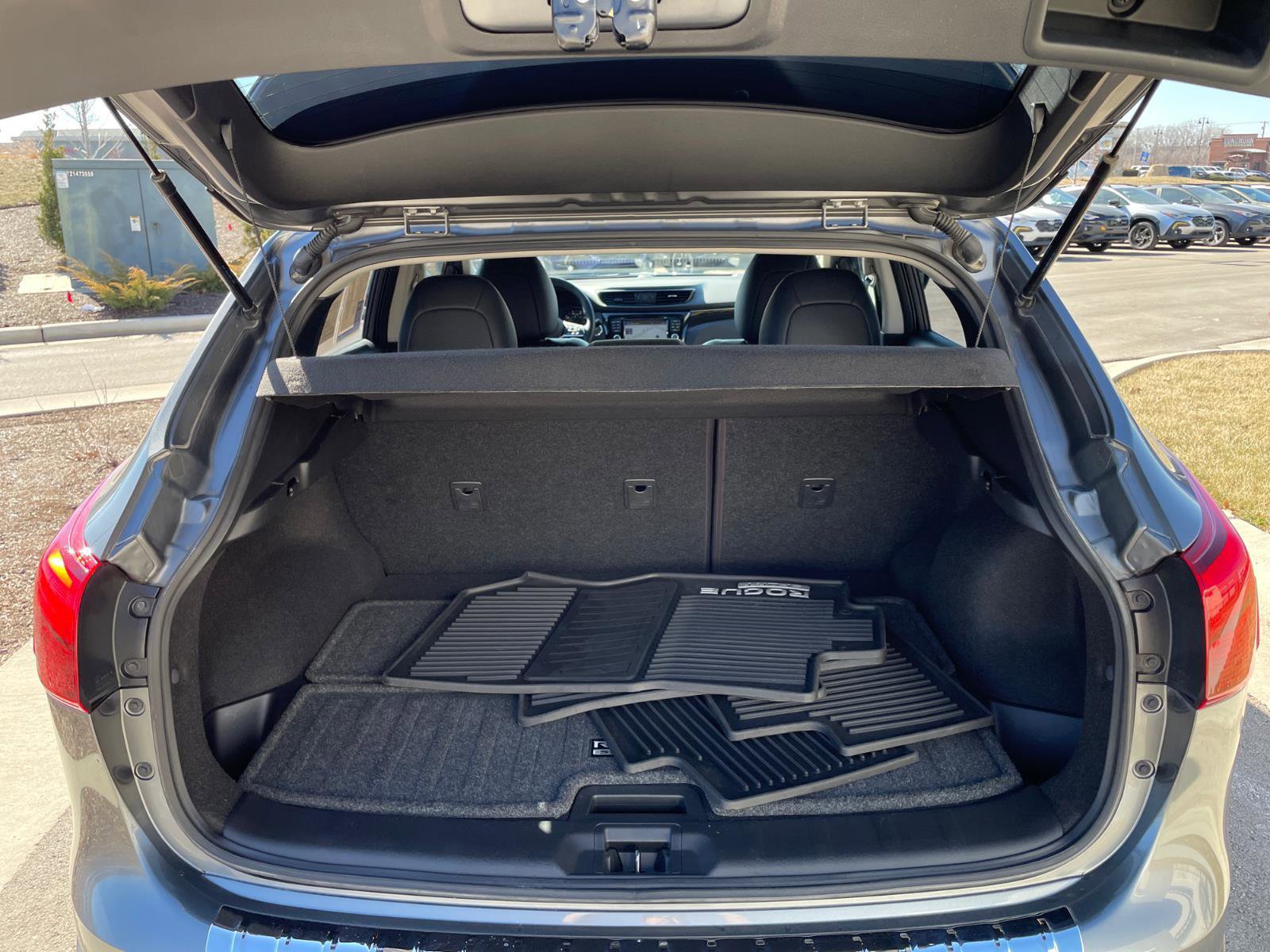 Used 2018 Nissan Rogue Sport SL image 14