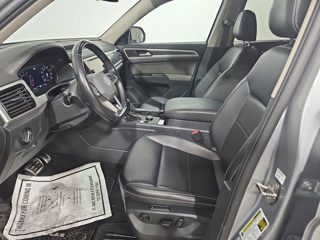 Used 2022 Volkswagen Atlas SEL R-Line AWD/4WD image 9
