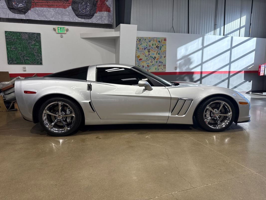 Used 2012 Chevrolet Corvette Grand Sport w/ 3LT Preferred Equipment Group image 3