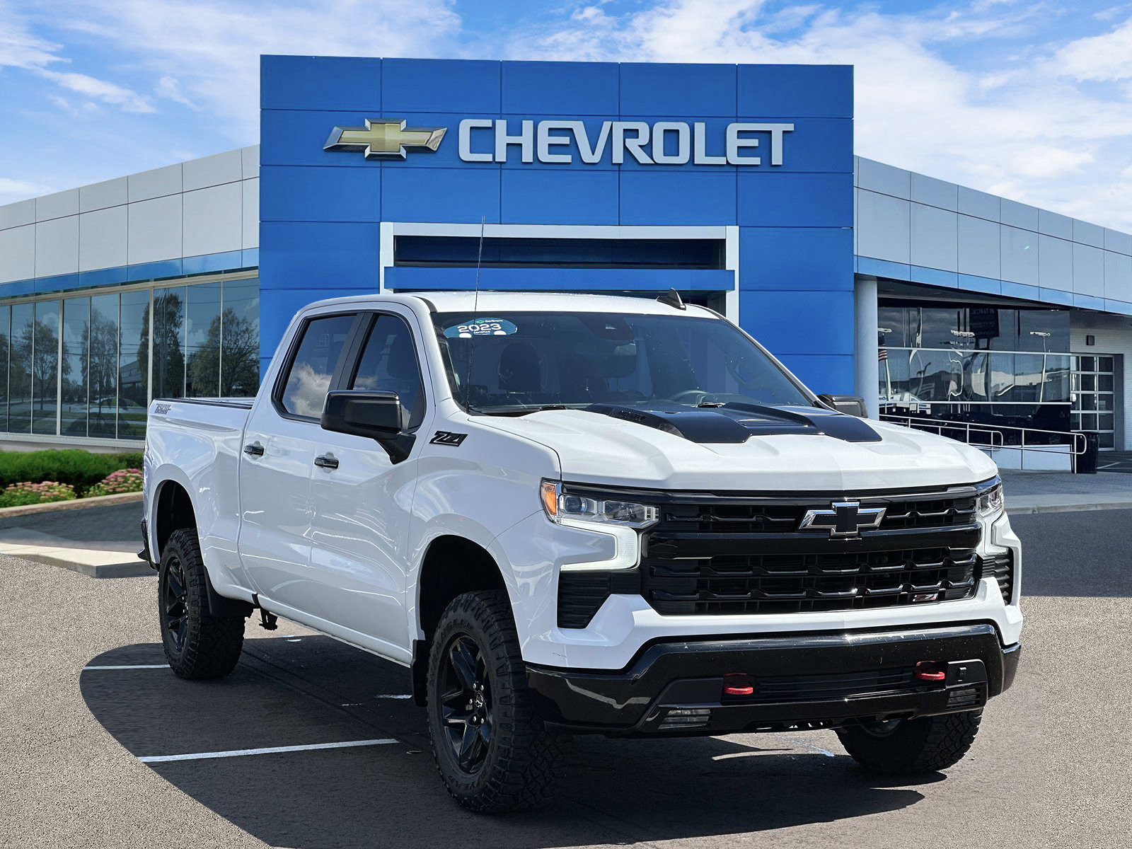 Certified 2023 Chevrolet Silverado 1500 LT Trail Boss w/ LPO, Dark Essentials Package AWD/4WD image 6