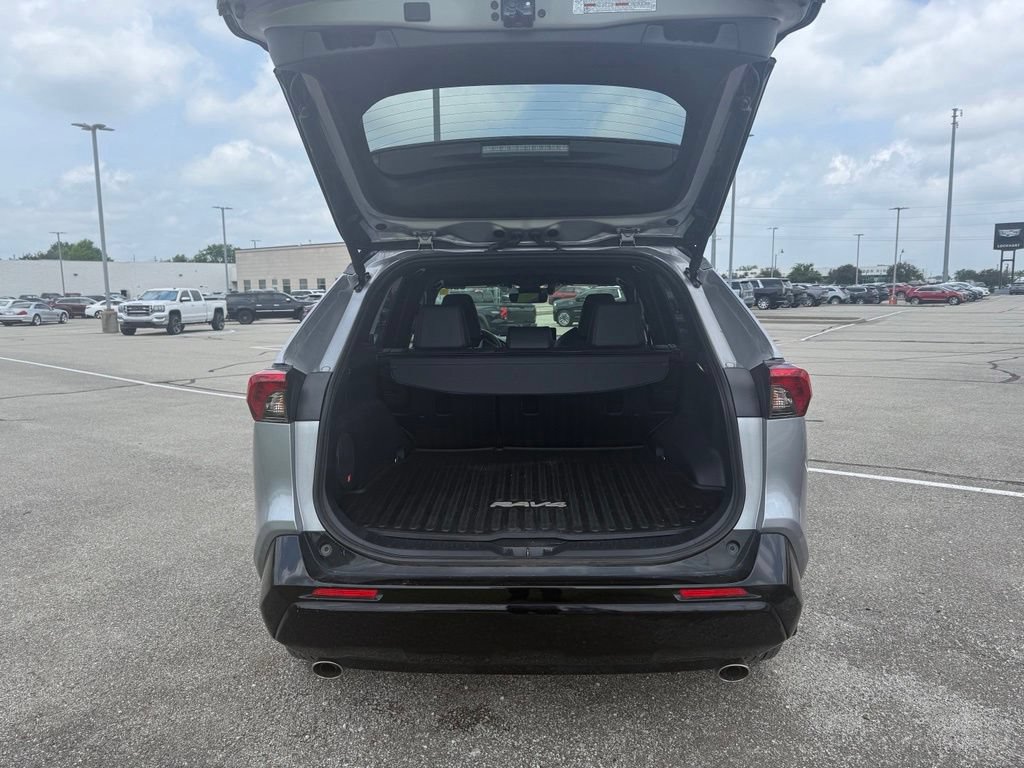 Used 2024 Toyota RAV4 XSE w/ Weather Package AWD/4WD image 13