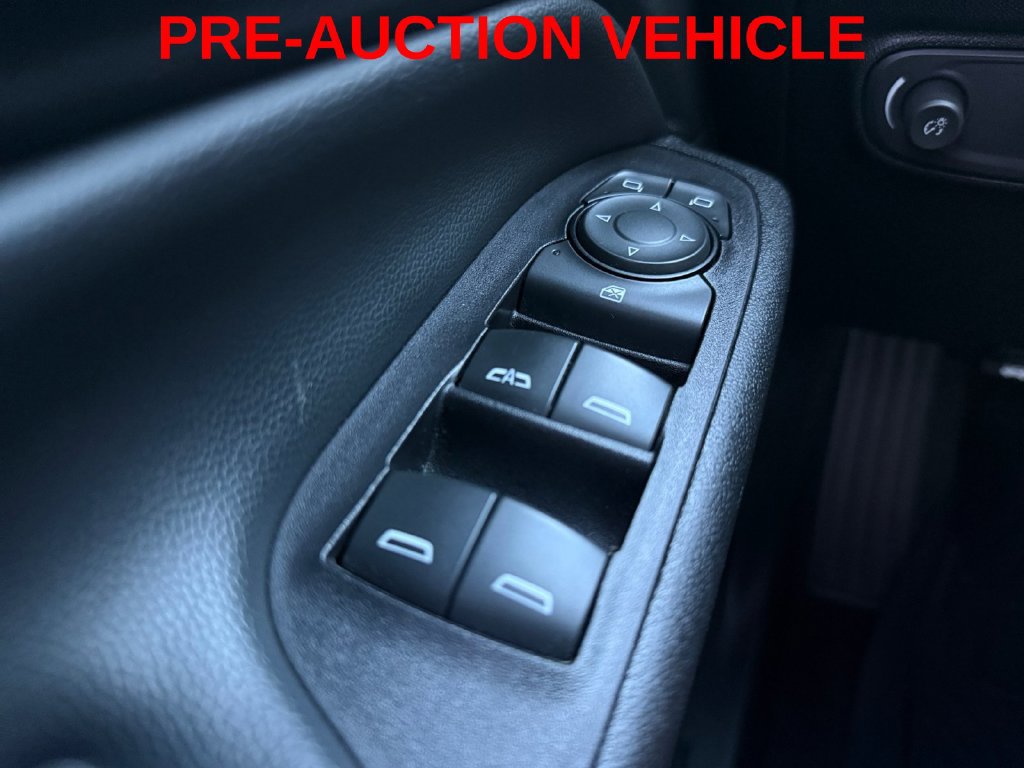 Used 2019 Chevrolet Equinox LT w/ Driver Convenience Package FWD image 27