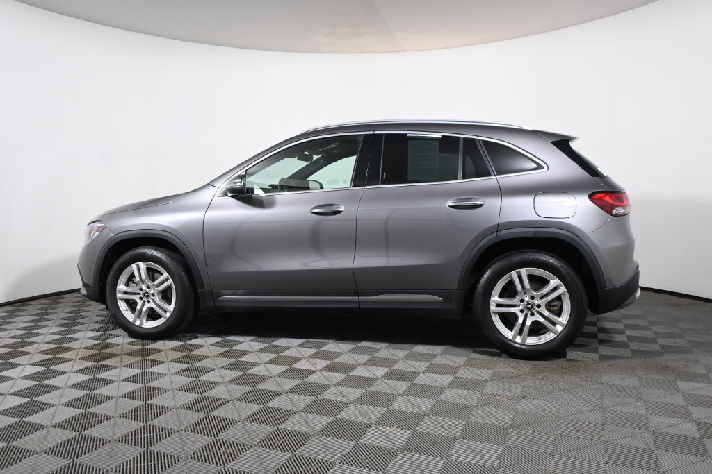 Used 2023 Mercedes-Benz GLA 250 4MATIC image 2
