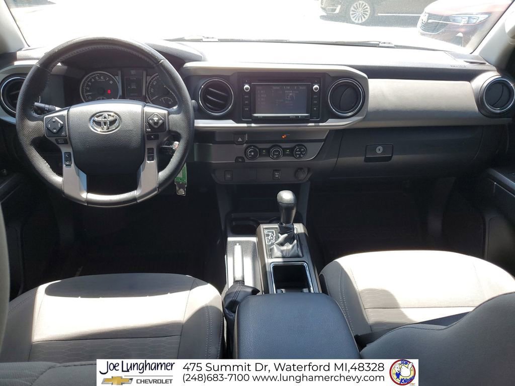 Used 2019 Toyota Tacoma SR5 RWD image 19