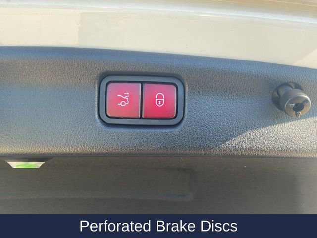 Used 2023 Mercedes-Benz C 300 Sedan image 12