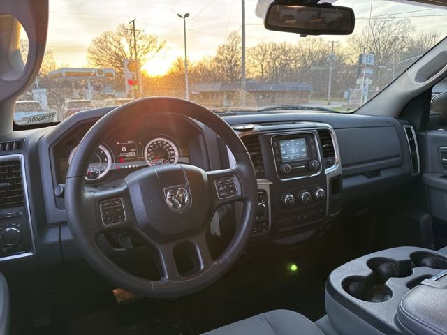 Used 2016 RAM 1500 Classic SLT image 9