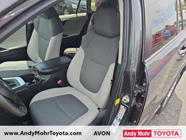Used 2019 Toyota RAV4 XLE w/ Convenience Package AWD/4WD image 10