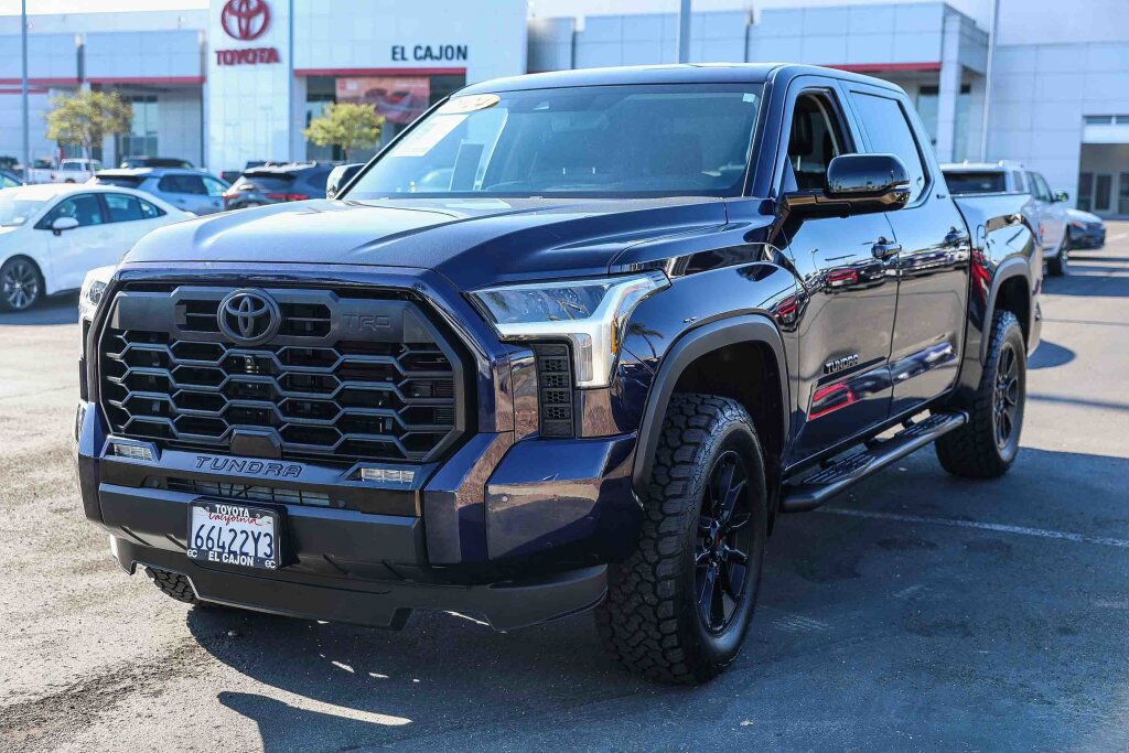 Used 2024 Toyota Tundra Limited w/ TRD Off-Road Package AWD/4WD image 19