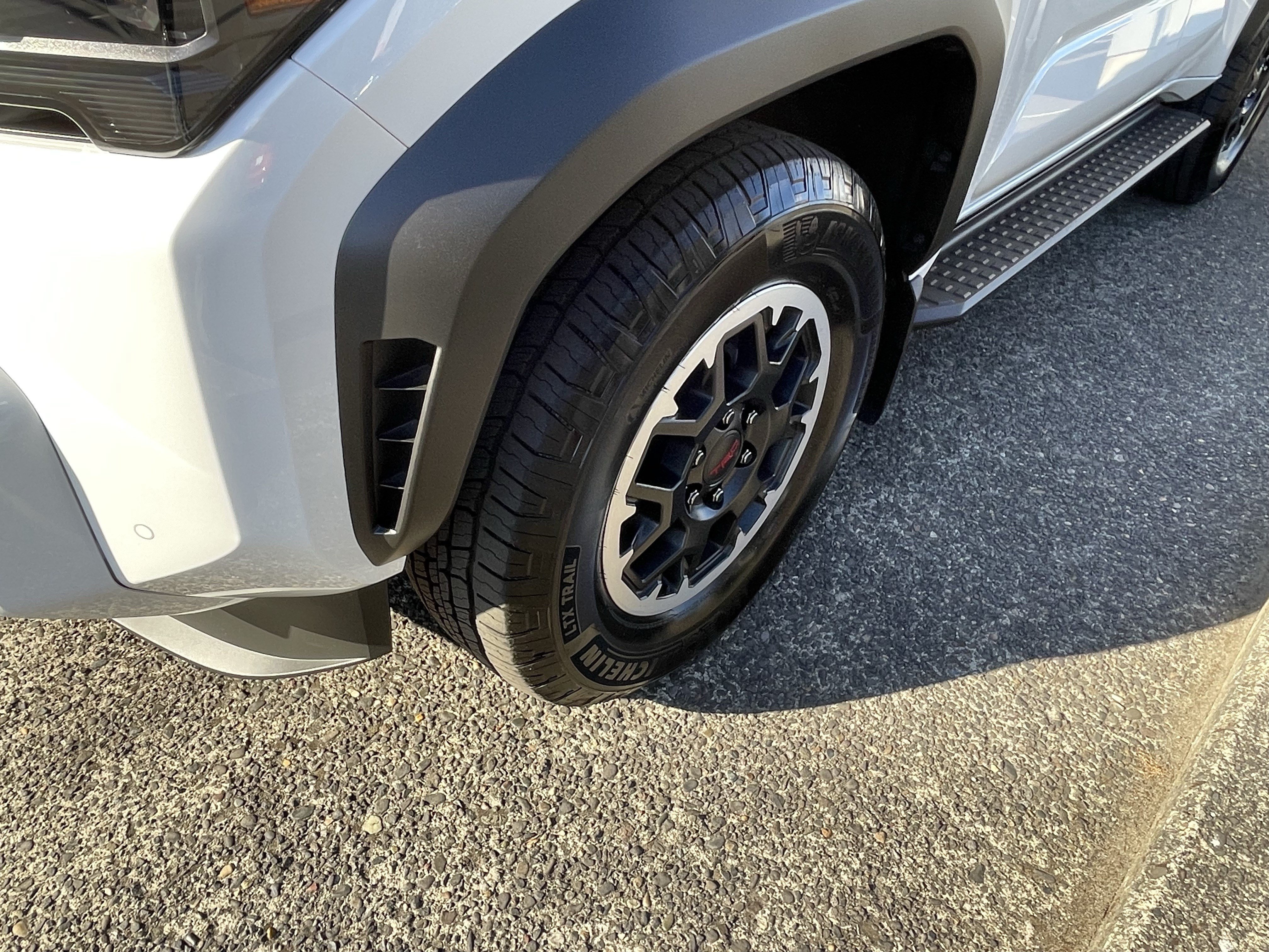 Certified 2025 Toyota 4Runner TRD Off-Road AWD/4WD image 7