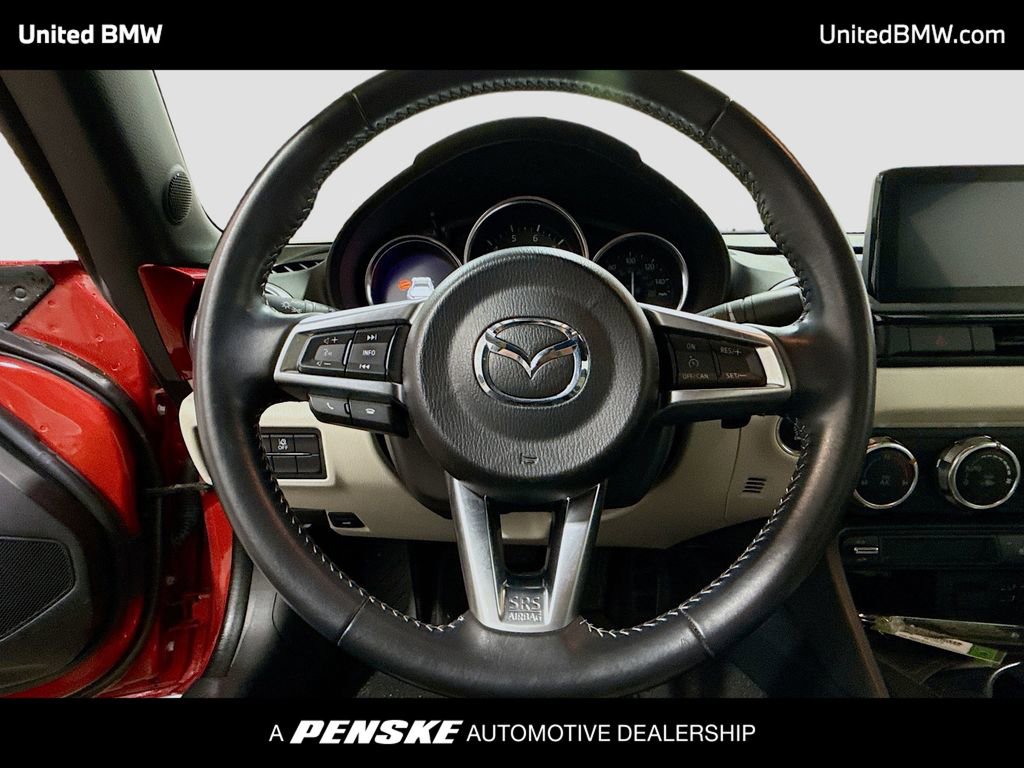 Used 2021 MAZDA MX-5 Miata RF Grand Touring RWD image 6