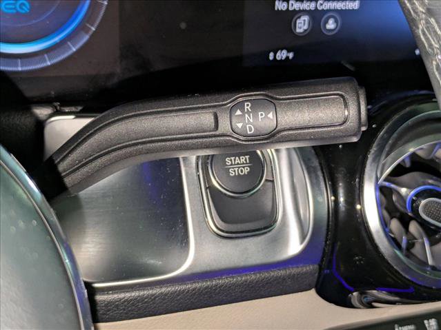 Certified 2023 Mercedes-Benz EQB 250+ image 15