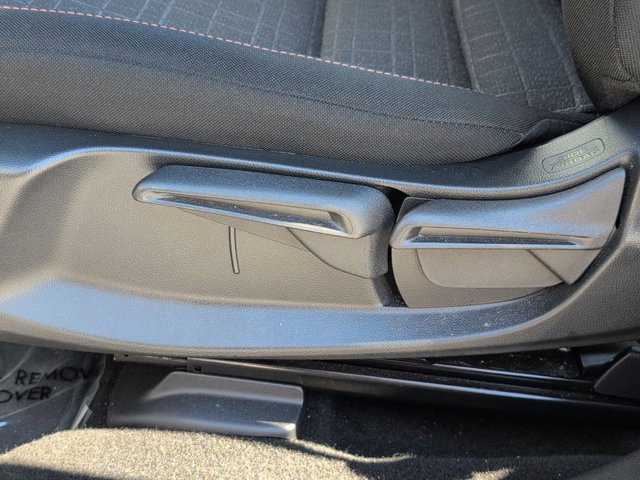 Used 2025 Honda HR-V Sport image 14