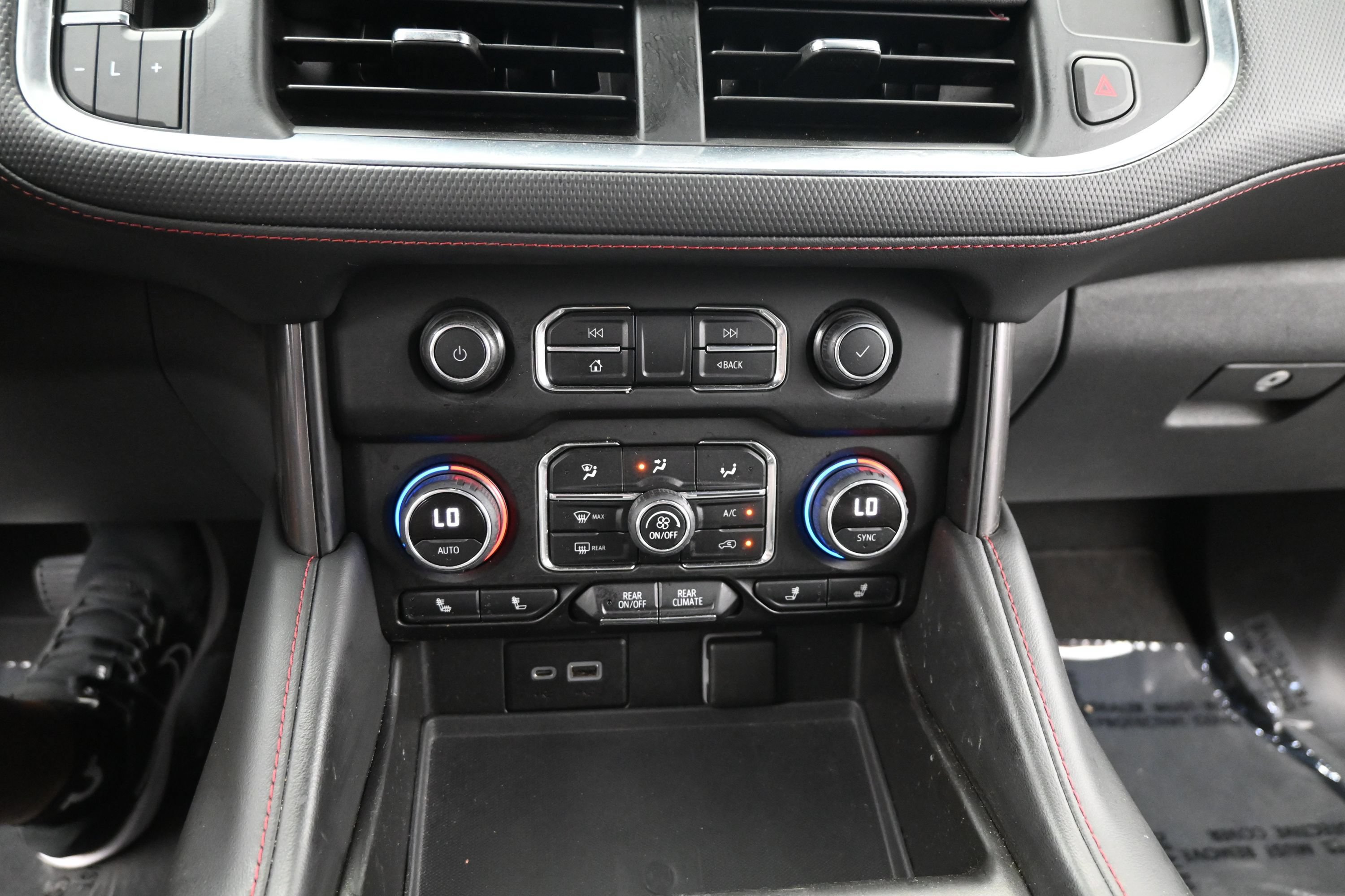 Used 2021 Chevrolet Tahoe RST AWD/4WD image 22