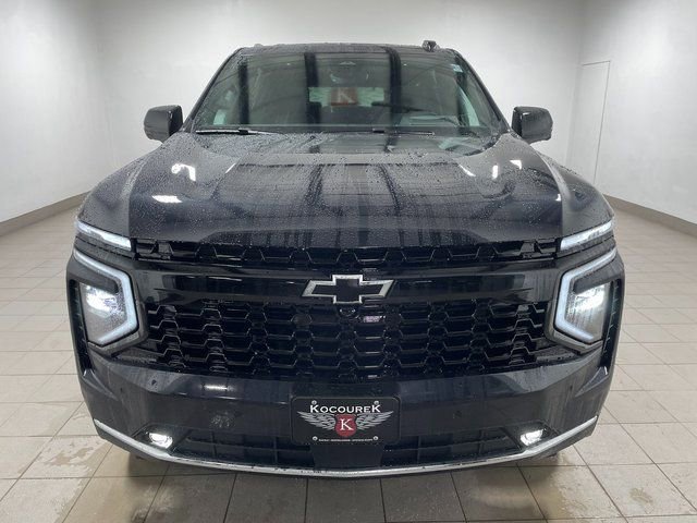 New 2026 Chevrolet Suburban Premier image 2