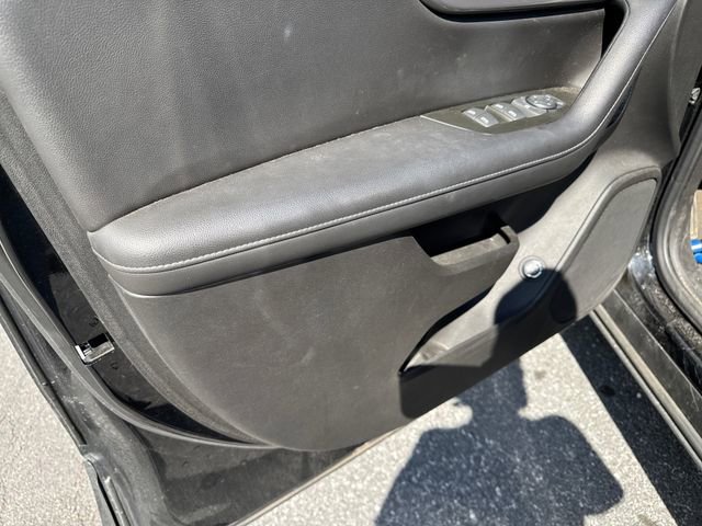 Used 2022 Chevrolet Blazer LT AWD/4WD image 11