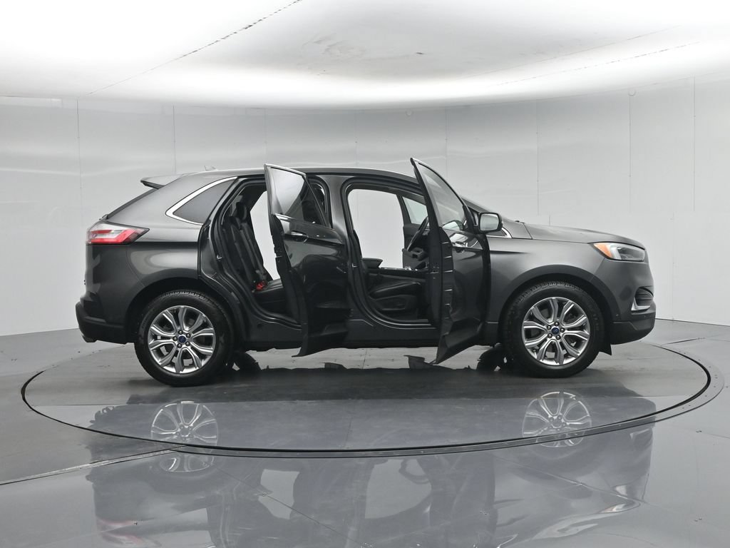 Used 2020 Ford Edge Titanium w/ Equipment Group 301A AWD/4WD image 5