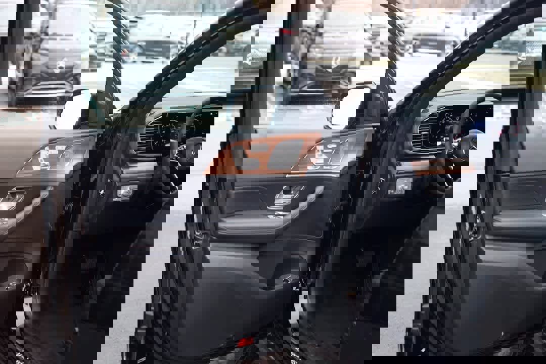 New 2026 Mercedes-Benz GLE 350 4MATIC image 40