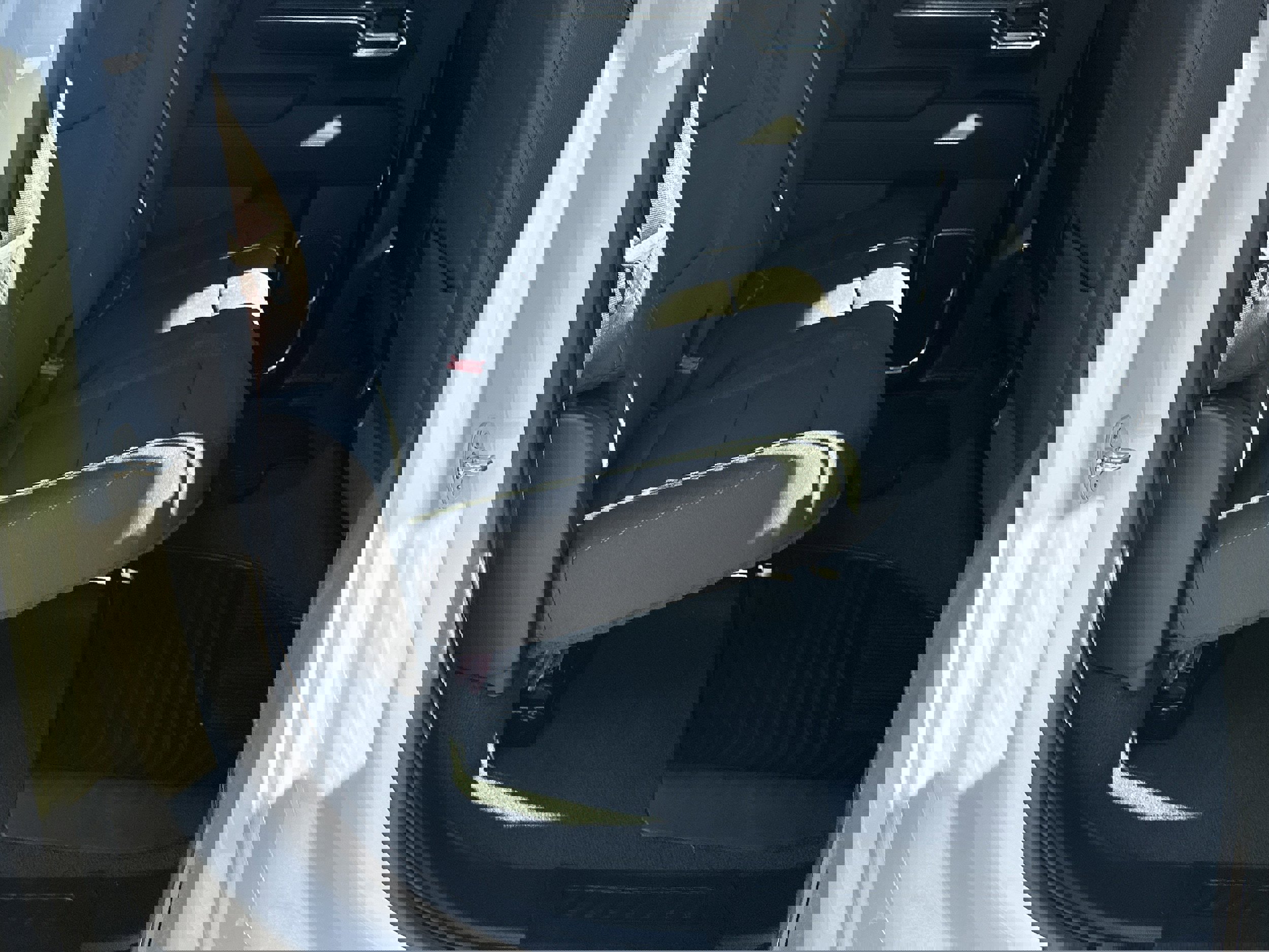 Used 2024 Chevrolet Silverado 3500 LT w/ Convenience Package image 15