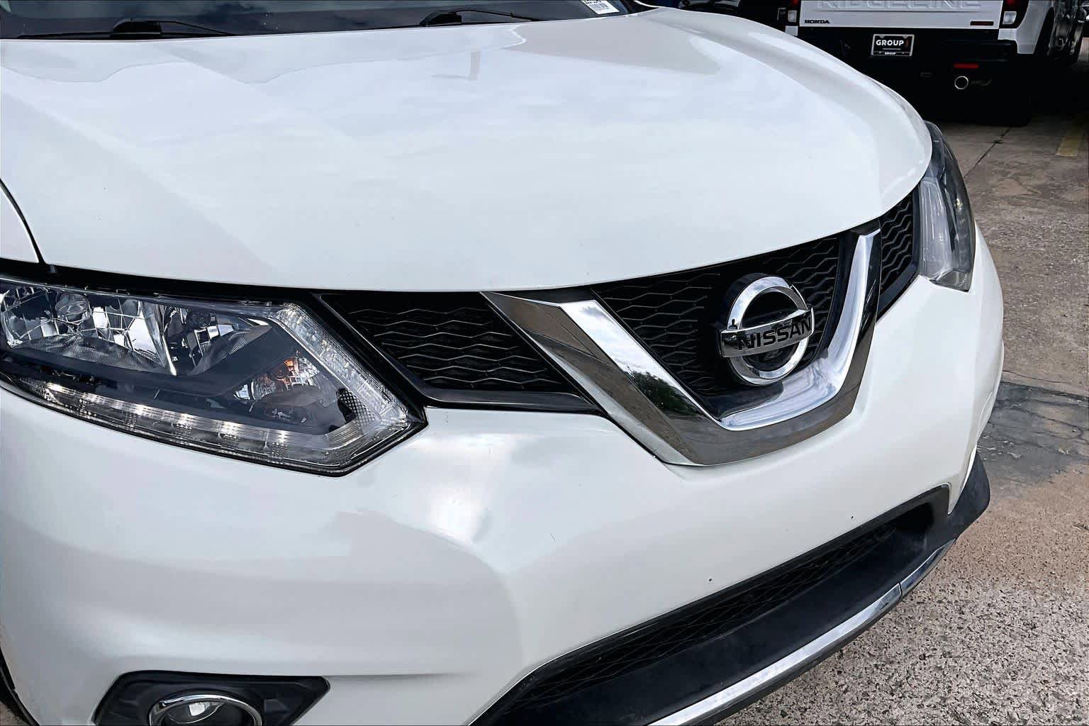 Used 2016 Nissan Rogue SV w/ SV Premium Package AWD/4WD image 30
