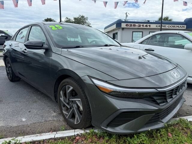 Used 2025 Hyundai Elantra Sport