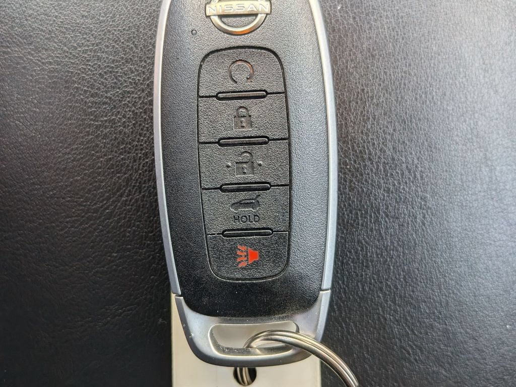 Used 2024 Nissan Rogue SV AWD/4WD image 34