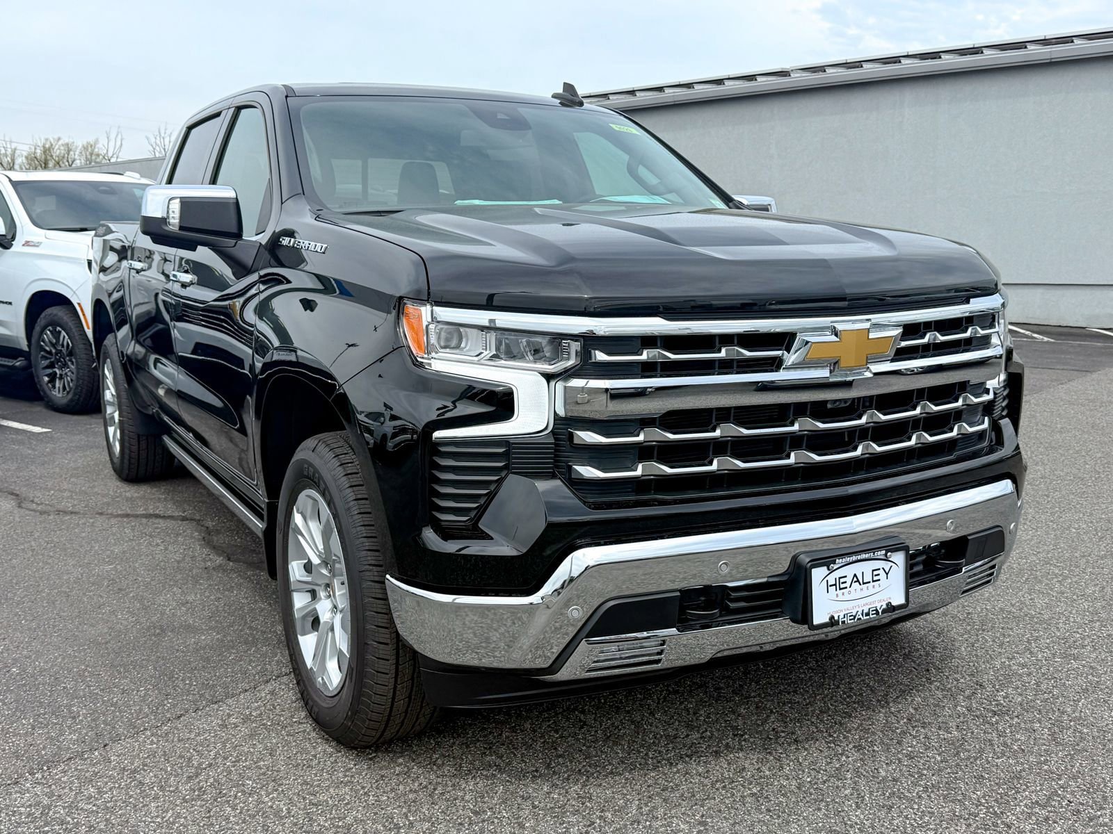 New 2026 Chevrolet Silverado 1500 LTZ w/ LTZ Premium Package