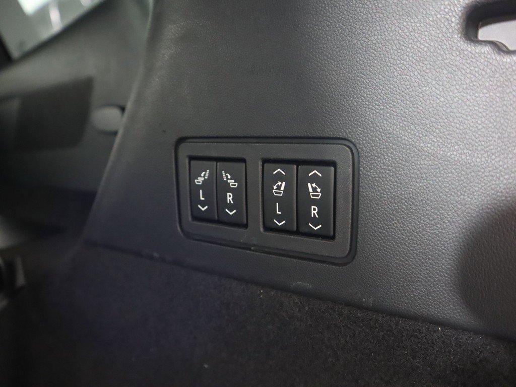 Used 2021 Cadillac XT6 Sport image 25