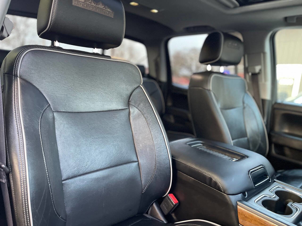 Used 2017 Chevrolet Silverado 3500 High Country w/ Duramax Plus Package image 42