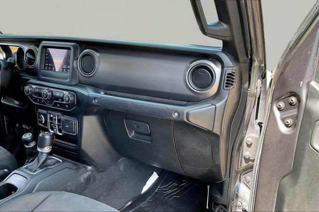 Used 2021 Jeep Gladiator Sport AWD/4WD image 18