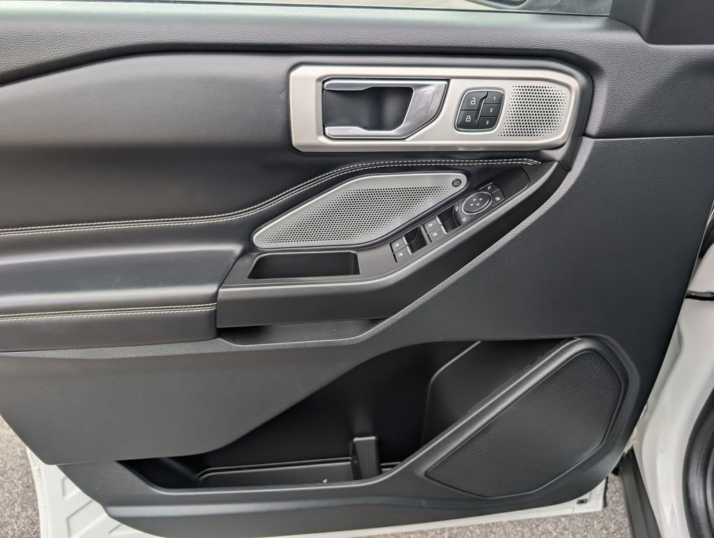 Used 2020 Ford Explorer ST w/ ST Street Pack AWD/4WD image 15