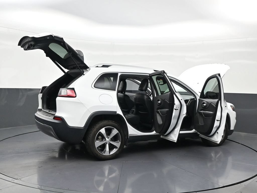 Used 2020 Jeep Cherokee Limited FWD image 31