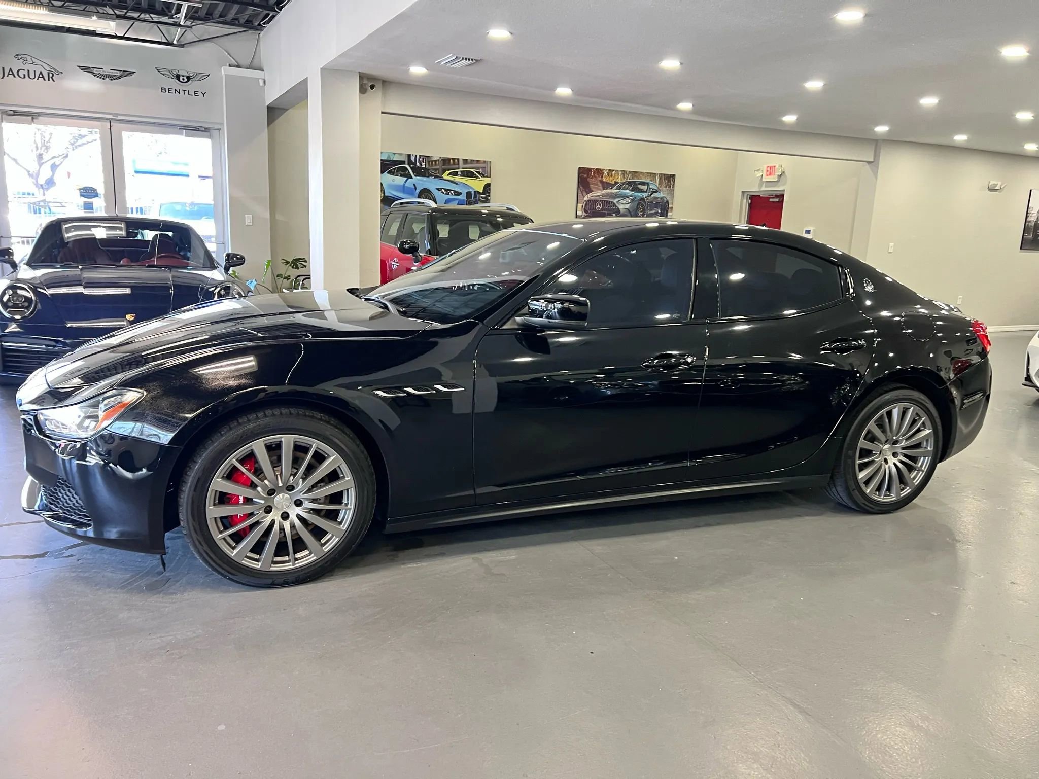 Used 2016 Maserati Ghibli S Q4 AWD/4WD image 4