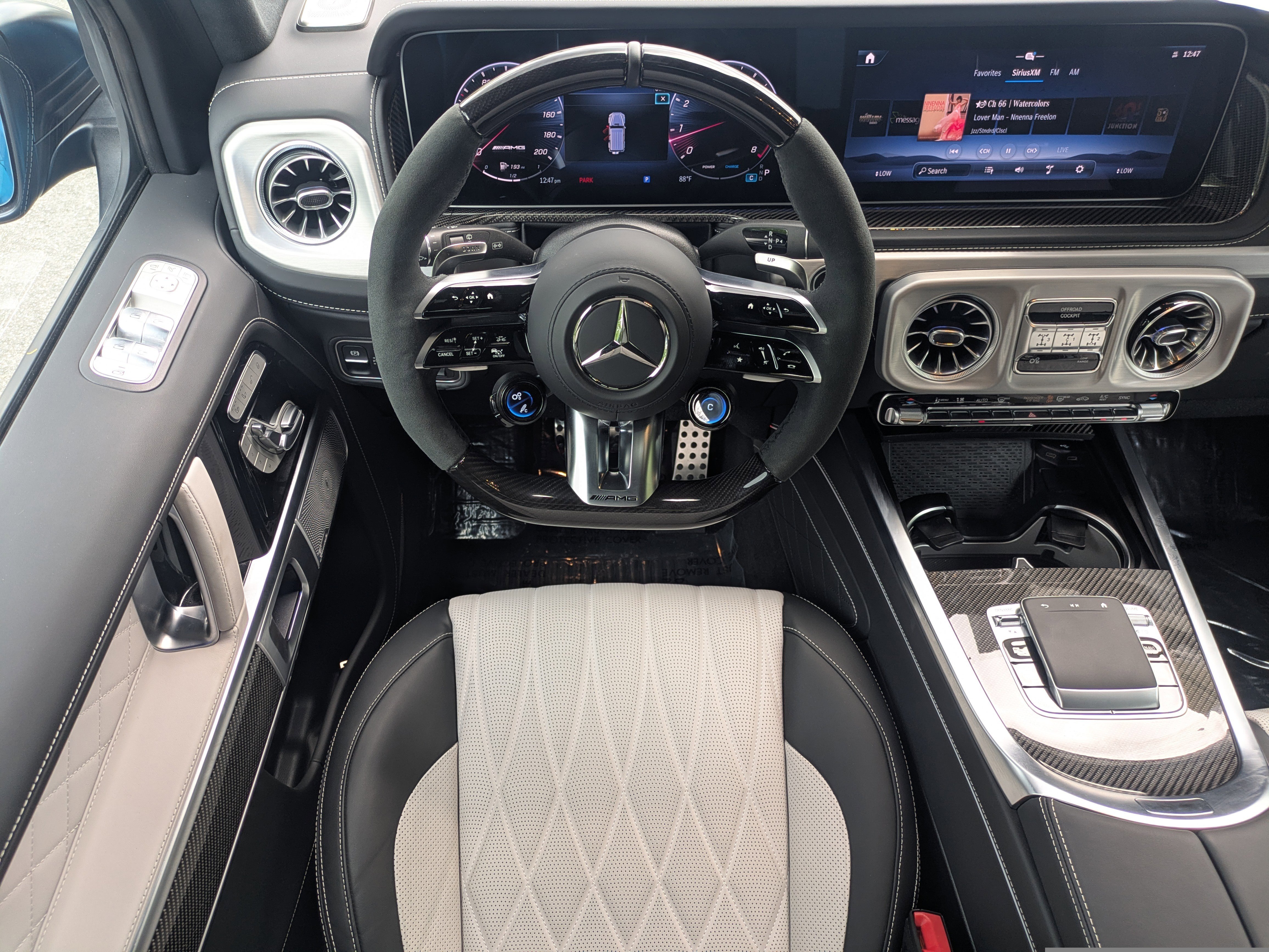 Used 2025 Mercedes-Benz G 63 AMG 4MATIC image 16