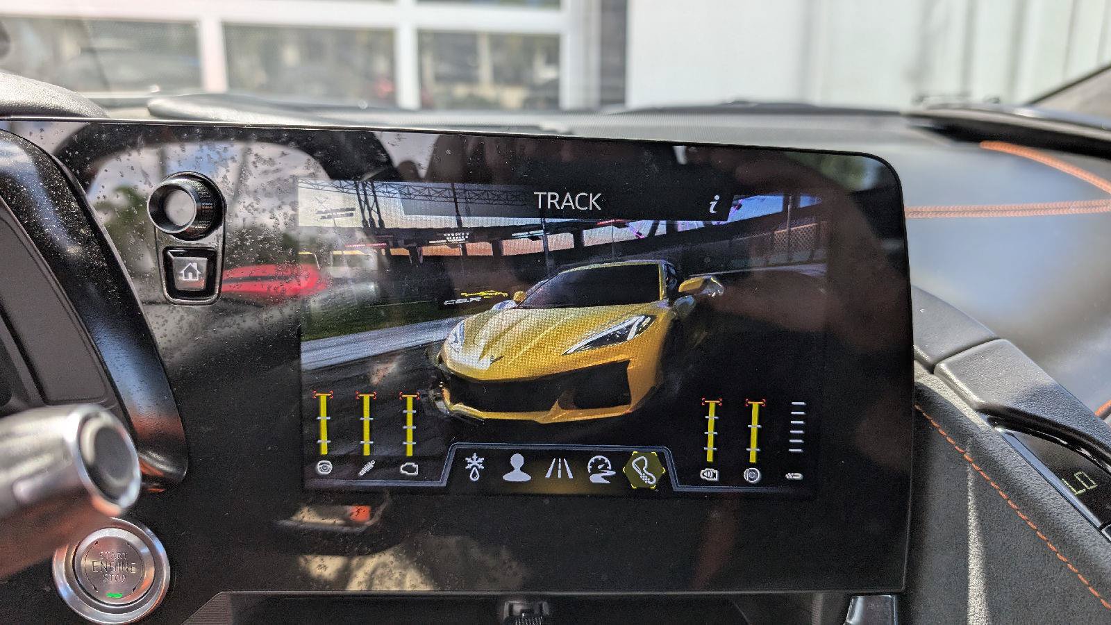 Used 2025 Chevrolet Corvette Z06 w/ Z07 Performance Package RWD image 21
