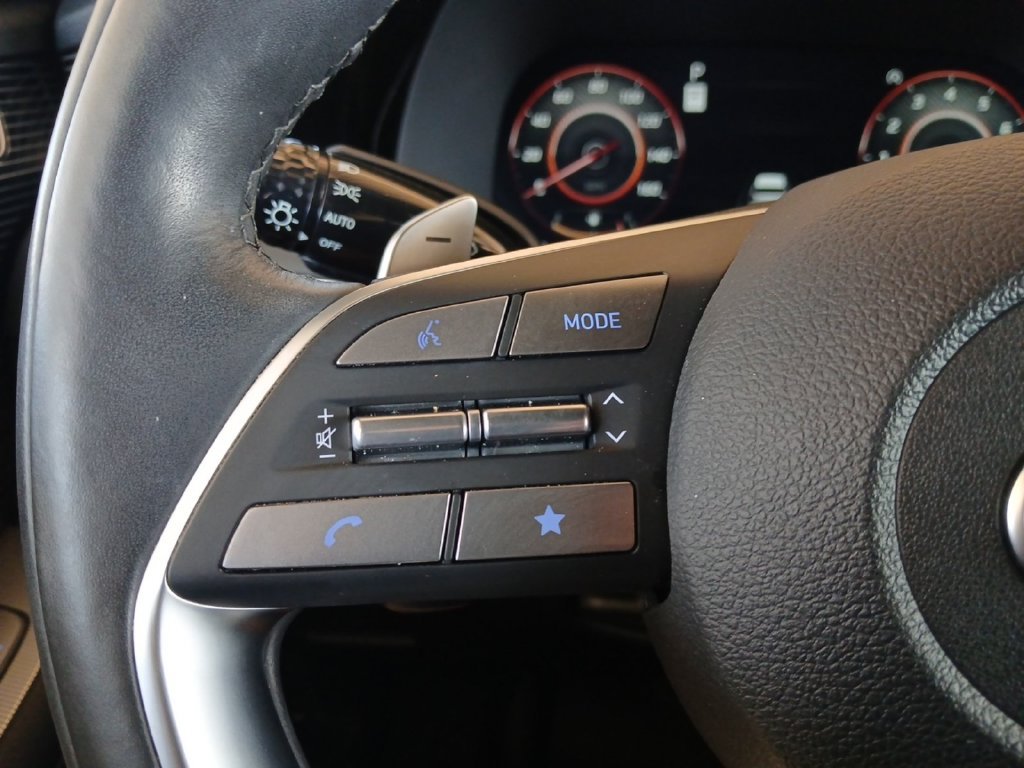 Used 2025 Hyundai Palisade Calligraphy FWD image 16