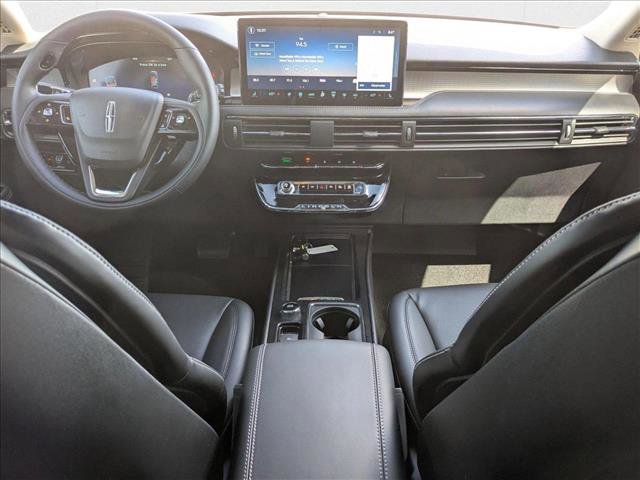 New 2025 Lincoln Corsair FWD w/ Equipment Group 101A image 15
