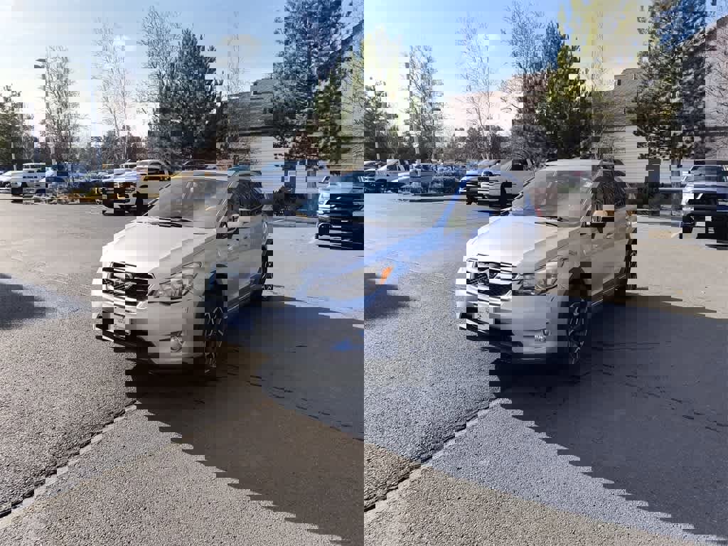 Used 2014 Subaru Crosstrek 2.0i Premium image 2