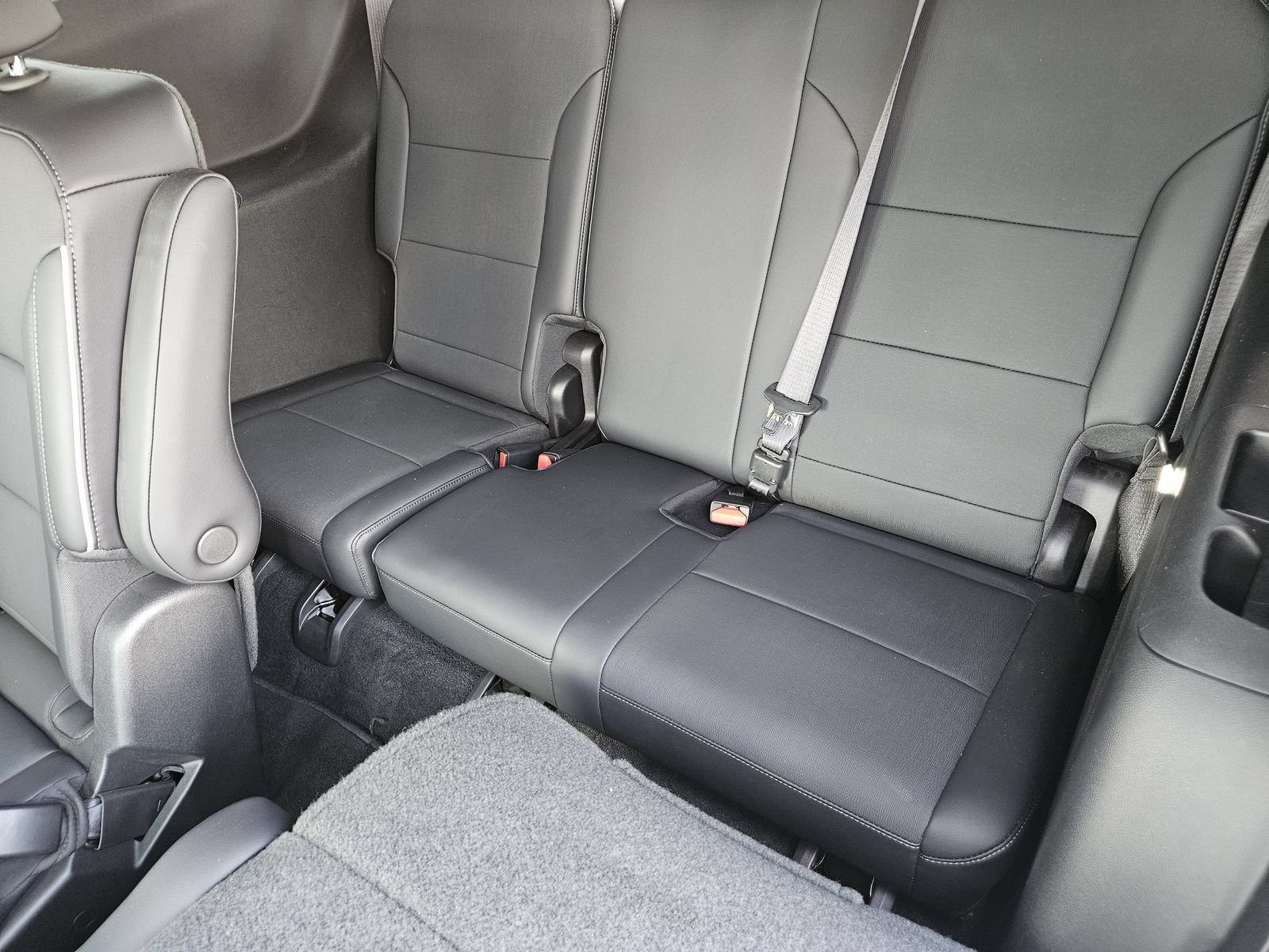 Certified 2026 Buick Enclave Preferred FWD image 35