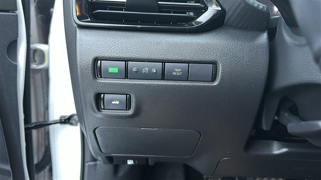 Used 2021 Nissan Sentra SR FWD image 20