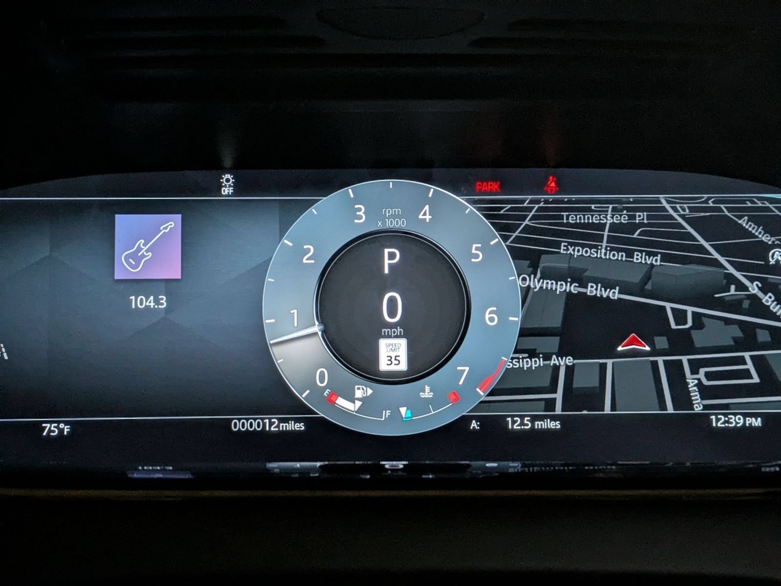 New 2026 Land Rover Range Rover Evoque S AWD/4WD image 17