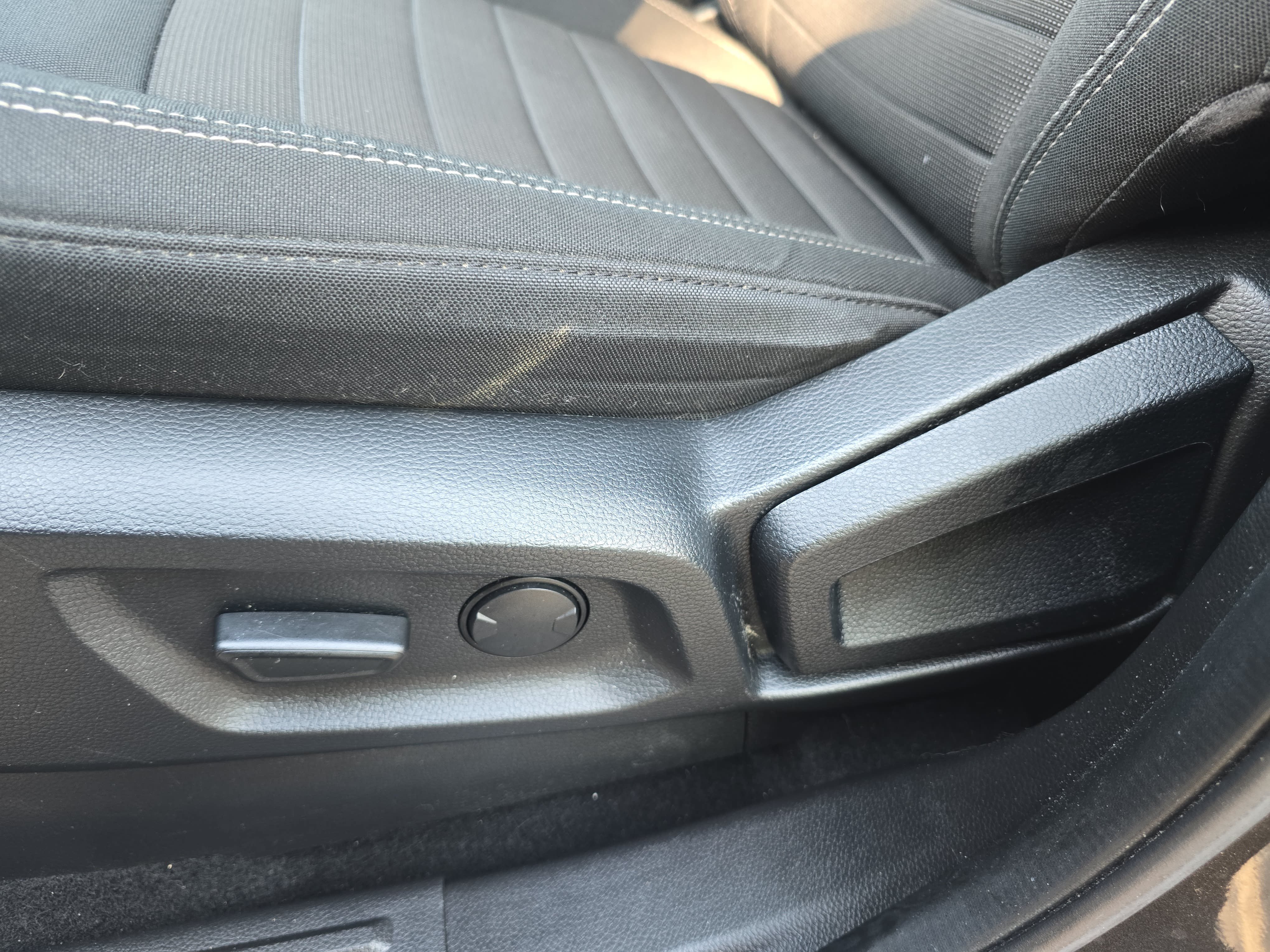Used 2019 Ford Ranger XLT w/ Equipment Group 302A Luxury RWD image 29