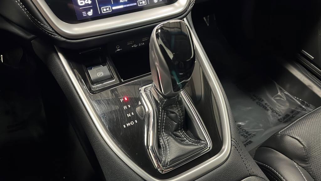 Used 2022 Subaru Outback Limited image 19