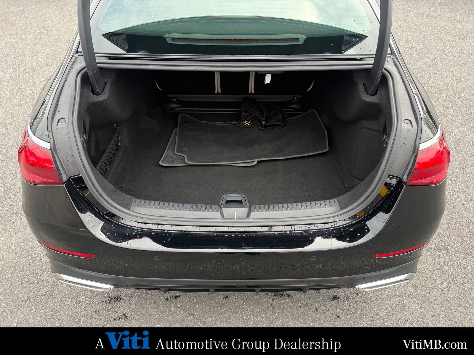 Certified 2025 Mercedes-Benz E 350 4MATIC Sedan w/ Driver Assistance Package image 24